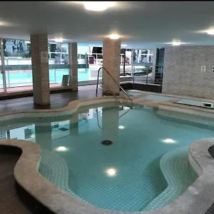 Maravilhoso,condominio Com Piscina Aquecida Coberta E 2 Externas. Bombinhas